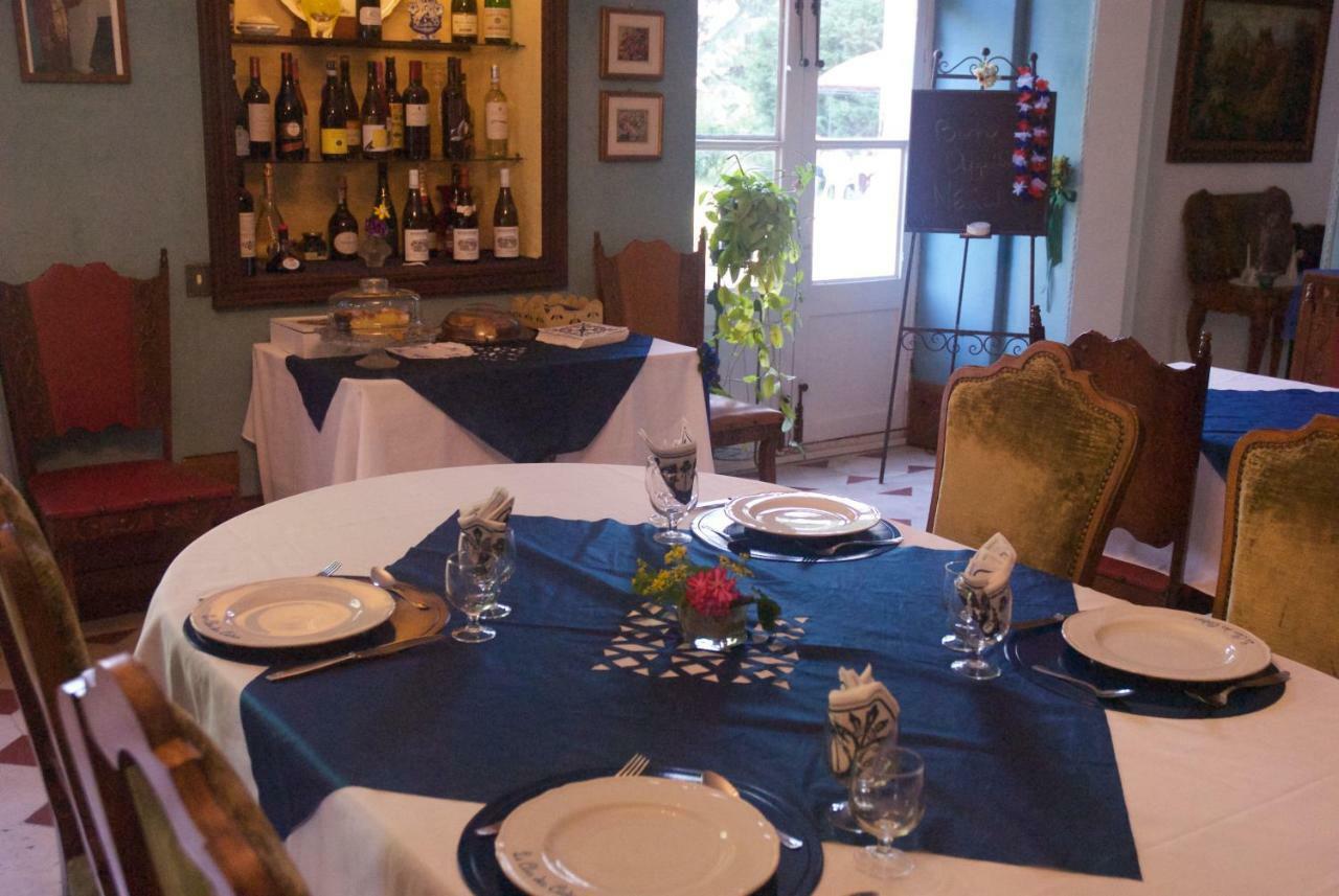 Le Clos Des Cedres B&B Ла-Рошфуко Екстер'єр фото