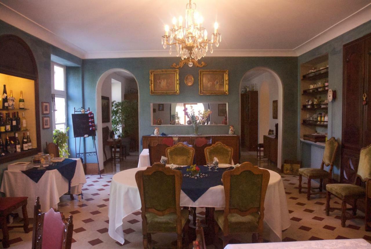 Le Clos Des Cedres B&B Ла-Рошфуко Екстер'єр фото